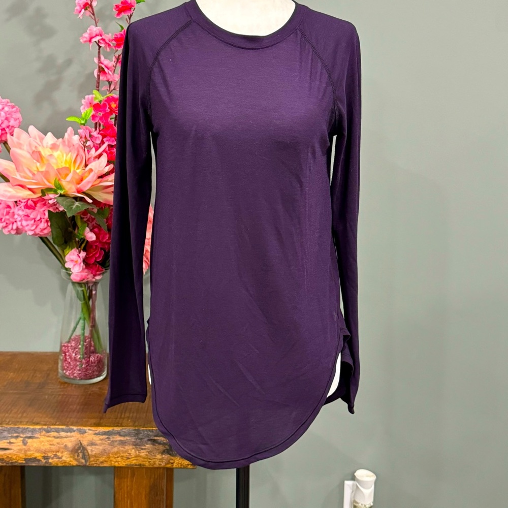 Under Armour Loose Fit Long Sleeve